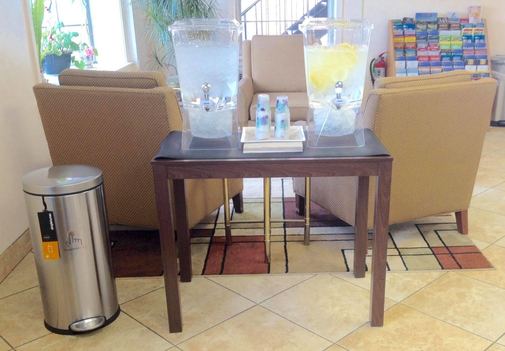 Tappan Zee Hotel West Nyack Екстериор снимка
