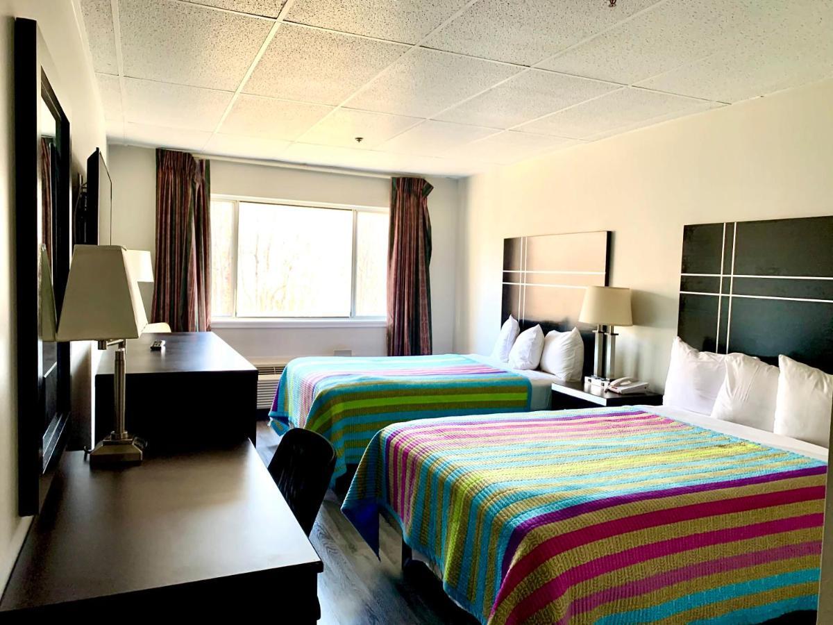 Tappan Zee Hotel West Nyack Екстериор снимка