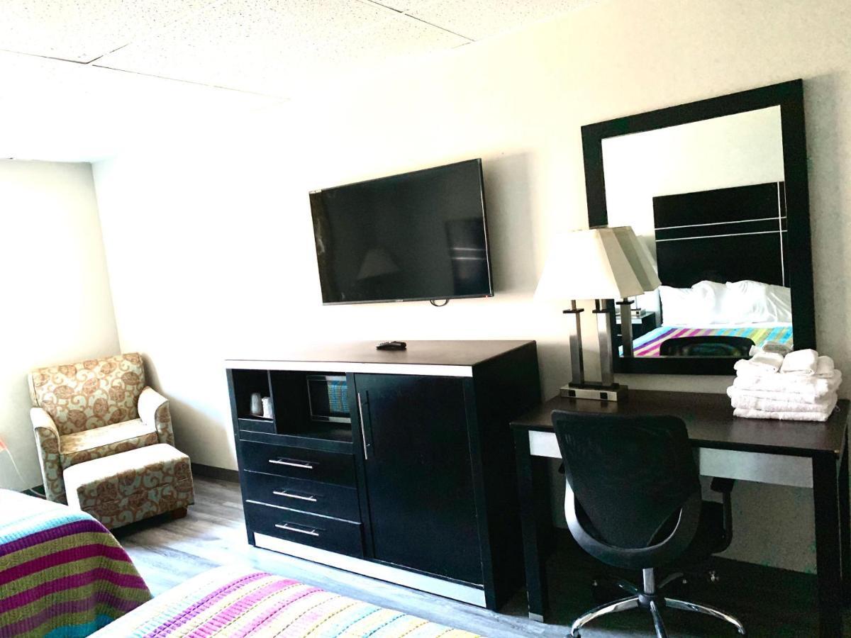 Tappan Zee Hotel West Nyack Екстериор снимка